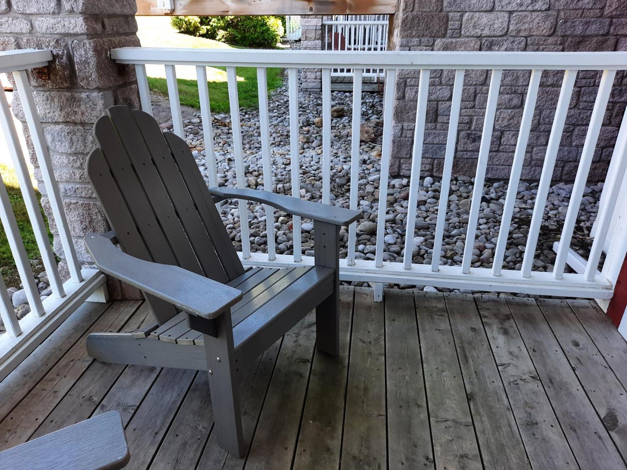 Oro-Medonte Margarita Vacation Getaway 아파트 객실 사진
